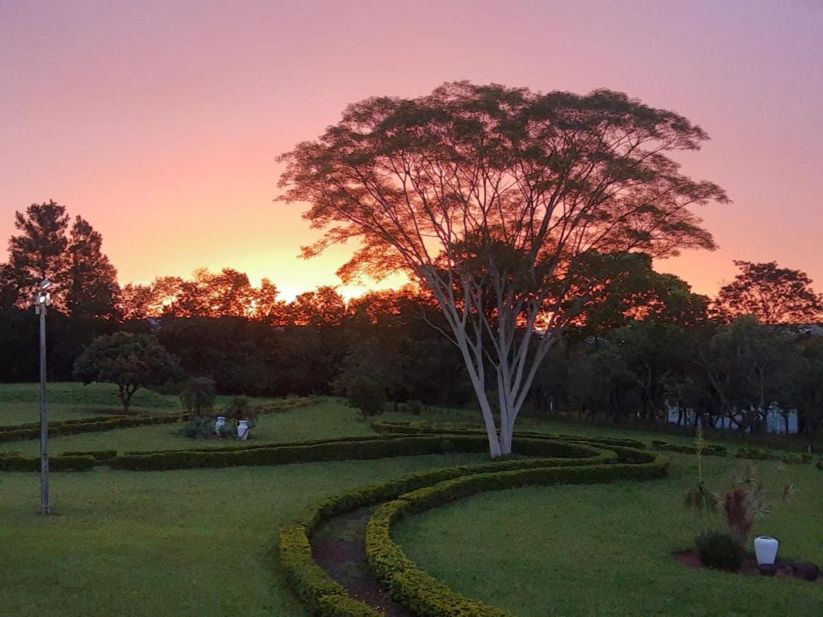 Hotel San Paolo Pederneiras エクステリア 写真