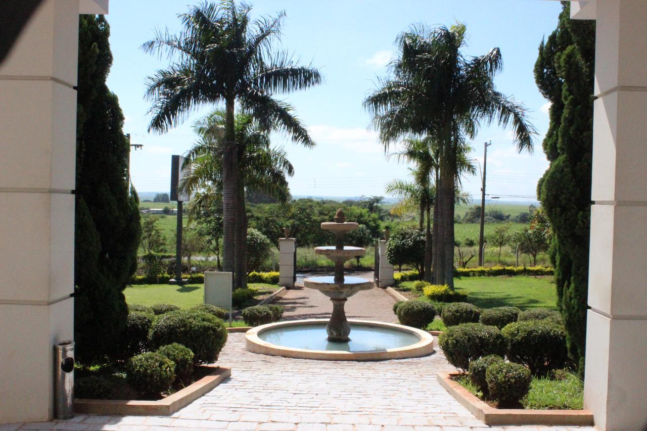 Hotel San Paolo Pederneiras エクステリア 写真